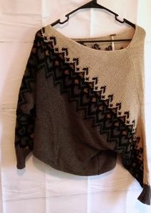 Free People | Cropped Asymetrical Sweater Size XS